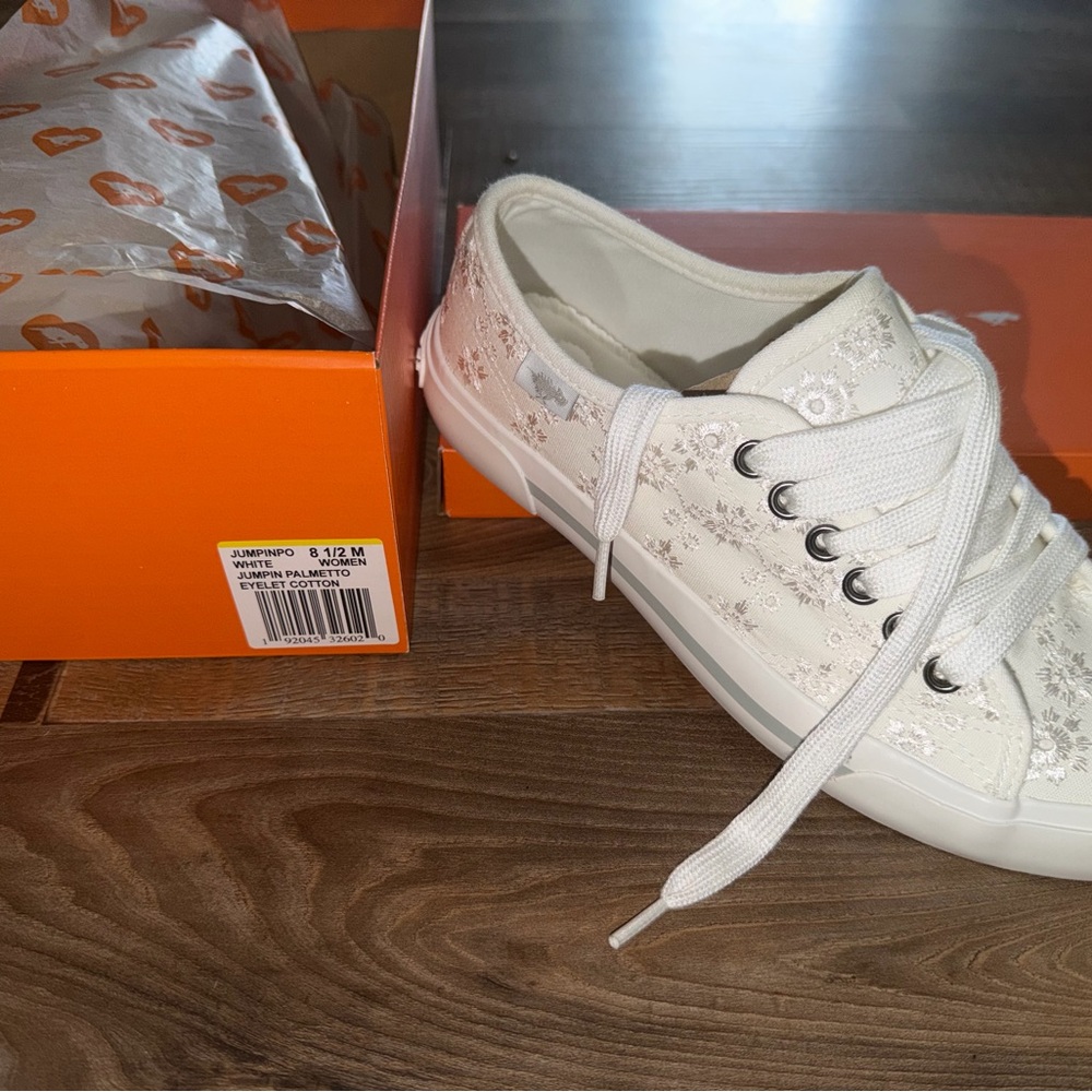 Rocket Dog White Floral Sneakers